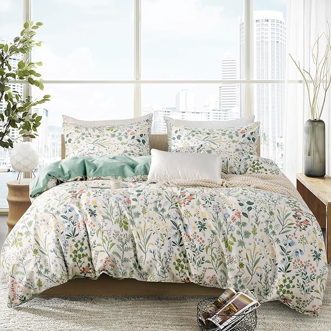 Queen Floral Comforter Set Soft Cute Floral Bedding Comforter Sets Garden Style Red Flower Print Botanical Flowers Comforter Set for All Seasons 1 Comforter and 2 Pillowcases