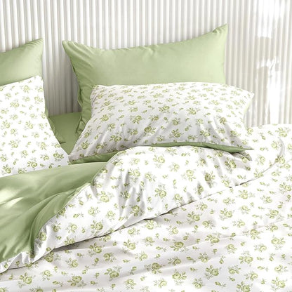Wake In Cloud - Floral Comforter Set, Coquette Cottagecore Aesthetic Flower Shabby Chic Pattern for Women Teen Girls, Soft Lightweight Bedding, 3 Pieces, White Green, Queen Size