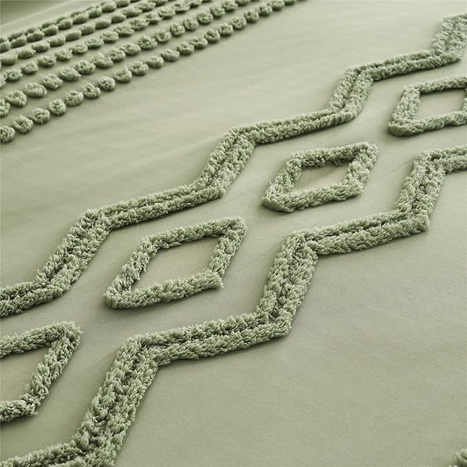 Sage Green Tufted Comforter Set Queen Size 7 Piece Bed in a Bag, Shabby Chic Boho Comforter and Sheet Set, Pom Pom Textured Bed Set, All Season Soft Microfiber Complete Bedding Set(Green,Queen)