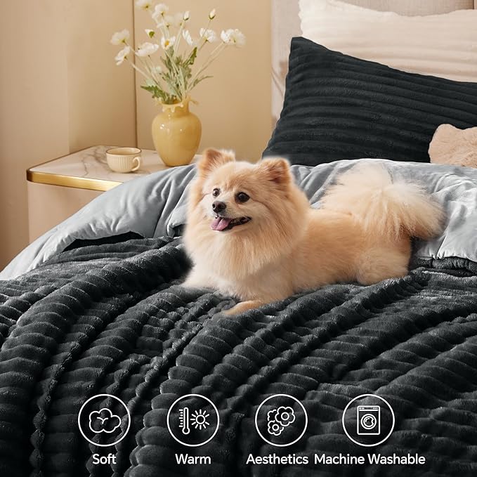 BEDELITE Fleece Full Comforter Set -Super Soft & Warm Fluffy Black Bedding, Luxury Fuzzy Heavy Bed Set for Winter with 2 Pillow Cases
