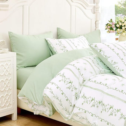 Wake In Cloud - Shabby Chic Comforter Set, Cottagecore Floral Romantic Charming Style with Botanical Stripe Pattern, Soft Lightweight Bedding, 3 Pieces, Green White, Twin/Twin XL Size