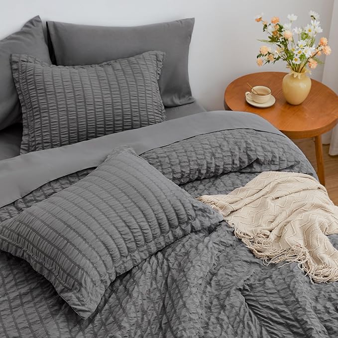 Love's cabin Seersucker Dark Grey Queen Comforter Set, 7-Piece All Season Lightweight Bed in a Bag Bedding Set with Comforter, Flat Sheet, Fitted Sheet, Pillowcases and Shams | Soft, Breathable, Lightweight