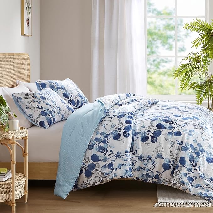 Lightweight Seersucker Botanical Queen Size Comforter Set, 3 Pieces Reversible Design Bed Comforter, Premium Microfiber Bedding Set, Comforter and Shams Set, Blue