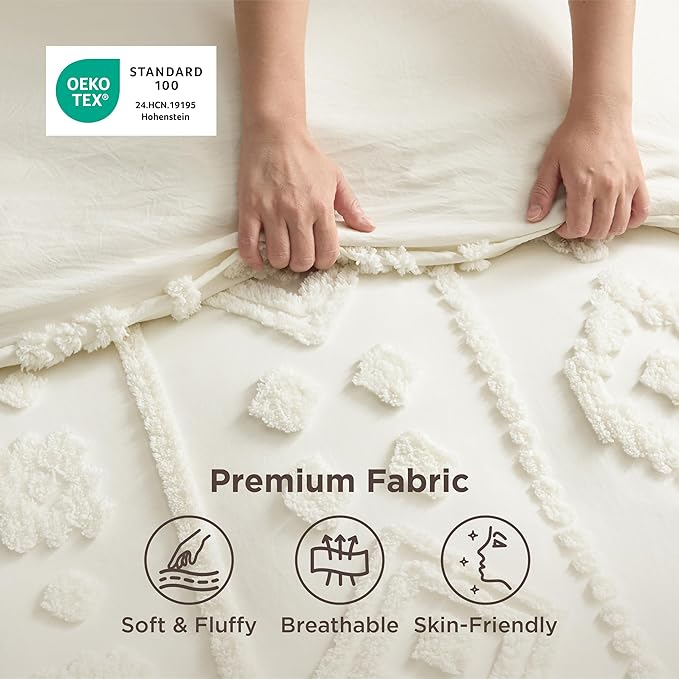 Bedsure Boho Tufted White Comforter Set Queen Size, GentleSoft™ 3 Pieces Boho Farmhouse Decor Bedding, Exquisite Shabby Chic Bedding for All Seasons, 1 Bed Comforter, 2 Pillow Shams, 90x90 Inches