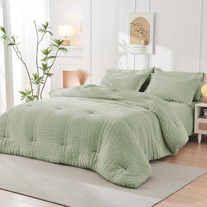 HYMOKEGE Light Green California King Comforter Set Seersucker 7 Pieces, All Season Luxury Bed in a Bag for Bedroom, Bedding Set with Comforters, Sheets, Pillowcases & Shams