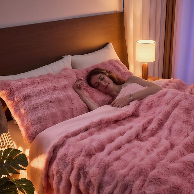 Lotus Karen Faux Fur Comforter Set Queen – Pink Fluffy Big Bubble Faux Rabbit Fur Winter Comforter Sets, Warm Cozy Fuzzy Bed Set 3 Pieces, 1 Comforter and 2 Pillowcases