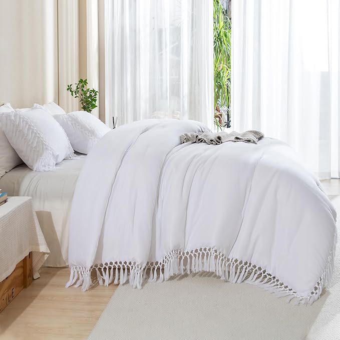 Andency White Comforter Set Queen, 3 Pieces Boho Tassel Lightweight Soft Bedding Comforter Sets, All Season Fluffy Fringe Bed Set (90x90In Comforter & 2 Pillowcases)