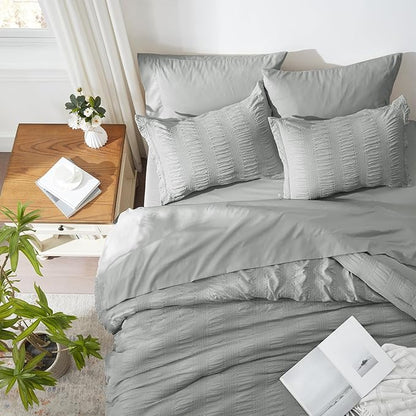 Zzlpp King Comforter Set, 7 Pieces, Grey Seersucker Bed in a Bag with Comforter, Pillow Shams, Pillowcases, Flat Sheet, Fitted Sheet