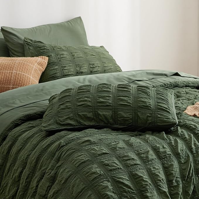 Bedsure Bed in a Bag King - 7 Pieces Plaid Seersucker Bedding Comforter Sets, Soft Lightweight Olive Green Boho Bed Set with Comforters King Size, Sheets, Pillowcases & Shams