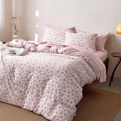 Wake In Cloud - Floral Comforter Set with Sheets, Coquette Cottagecore Aesthetic Flower Shabby Chic Pattern for Women Teen Girls, 5 Pieces Bed in a Bag, Pink, Twin Size