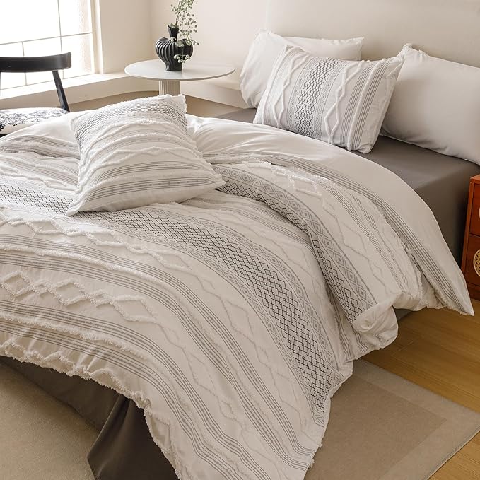 CLOTHKNOW White Black Bohemian Full Size Comforter Sets Clipped Jacquard Farmhouse Bedding Comforter Sets Jacquard Stripes Comforter Soft Fluffy