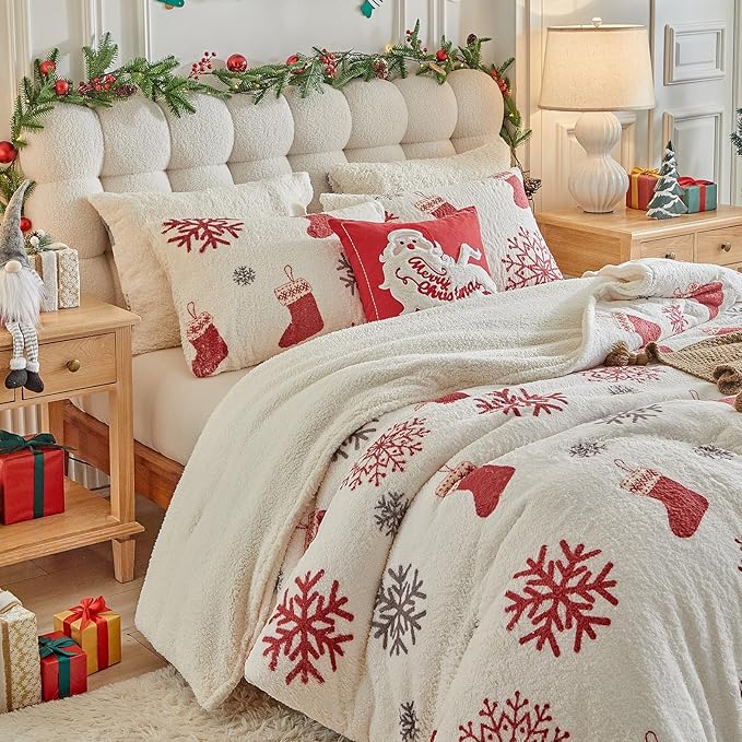 Christmas Sherpa Comforter Set King Size 3 Pieces Holiday Winter Bedding Microfiber Warm Fleece Comforter with 2 Pillow Shams - Thanksgiving New Year Gift Choice with Red Snowflake n Xmas Socks