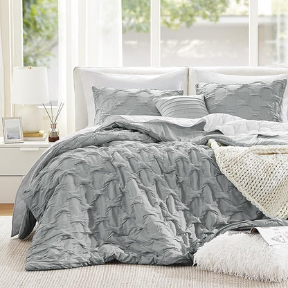 Comfort Spaces Comforter for King Size Bed, Ogee Ruched with Crinkle Texture, Breathable Comforter Set King, All Season Lightweight Bedding Set, Shams, Décor Pilow, King/Cal King Gray 4 Piece