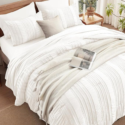 White Tufted Comforter Set King Size 7 Piece Bed in a Bag，Shabby Chic Boho Bedding for Bedroom Comforter，All Season Soft Microfiber Ruffle Comforter Set with Pillow and Sheets