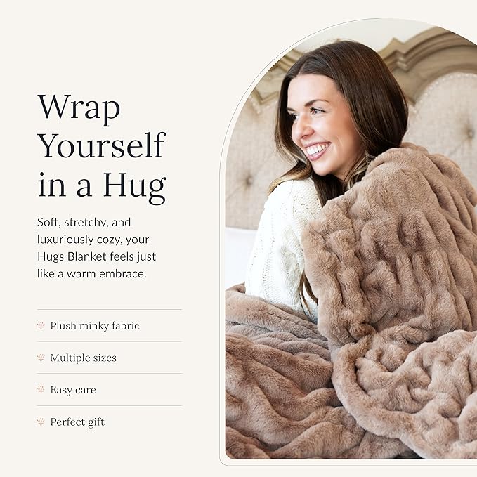 Minky Couture Hugs Blanket - Extra Plush Blanket for Premium Gifting - Stretchy Bubbled Cozy Throw - Silky Smooth - Durable & Machine-Washable - Travel-Friendly - Grande, Milk Chocolate