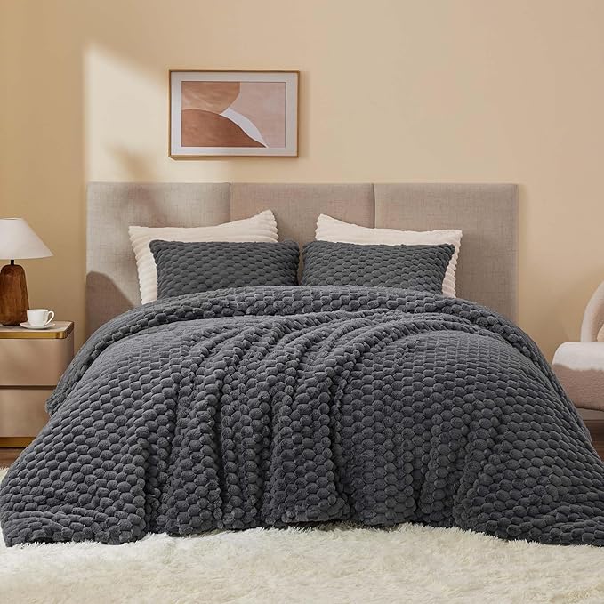 BEDELITE Fluffy Twin Comforter Set - Grey Fleece Soft Comforter for Twin Size Bed, Luxury Warm Bedding Set for Winter, Fuzzy Bed Set 2 Pieces (1 Comforter, 1 Pillowcase)