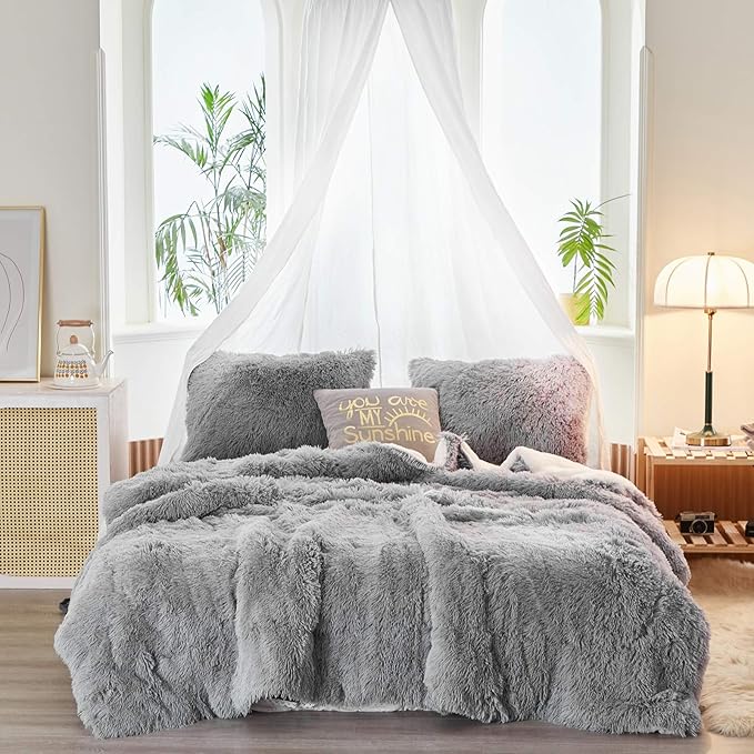 Joyreap 3-Piece Plush Shaggy Comforter Set, King Size Luxury Faux Fur Sherpa Reversible Bedding Comforter Set, Ultra Cozy Warm Fluffy Bedding Set for Winter (Light Gray, 100x88 inches)