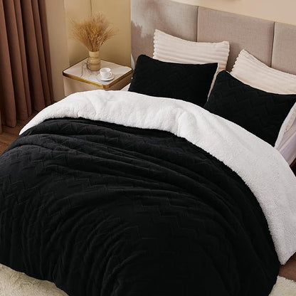 BEDELITE Fluffy Full Size Comforter Set - Super Soft Sherpa Black Comforter for Full Size Bed, Luxury Warm Bedding Set for Winter, Fuzzy Bed Set 3 Pieces (1 Comforter, 2 Pillowcases)
