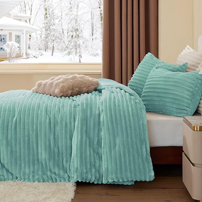 BEDELITE Fleece Twin Comforter Set -Super Soft & Warm Fluffy Haze Blue Bedding, Luxury Fuzzy Heavy Bed Set for Winter with 1 Pillow case