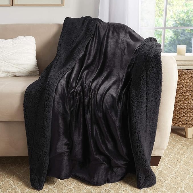 Genteele Sherpa Throw Blanket Super Soft Reversible Ultra Luxurious Plush Blanket, 60 x 80 inches, Black/Black