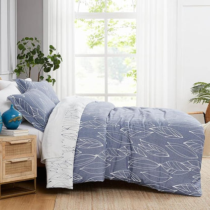 Southshore Fine Living, Inc. Modern Foliage Collection - King Comforter Set, Premium Bedding, All-Season Down Alternative, Soft Coverlet, Oversized 3-Piece Comforter Set King/California Size, Blue