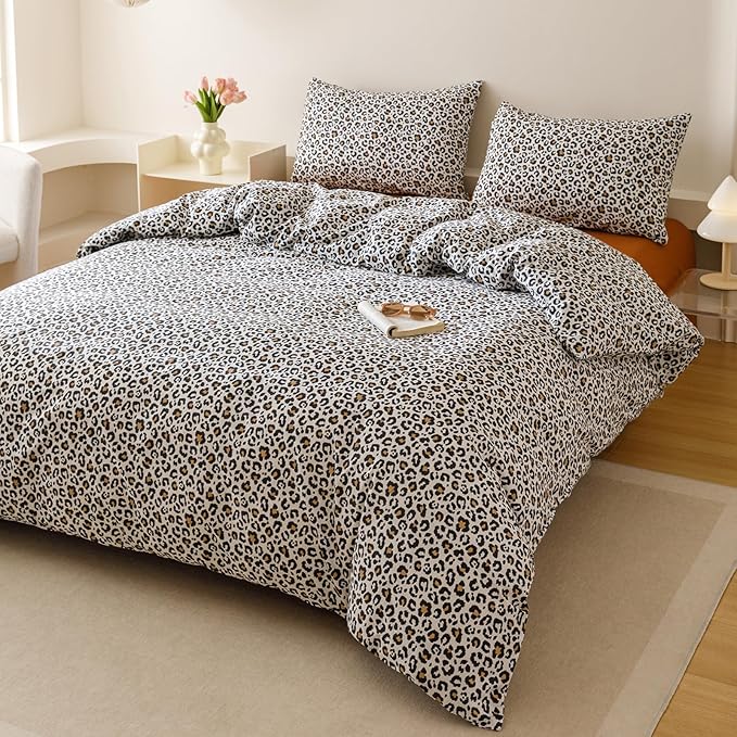 KAREVER Leopard Print Comforter Queen Cotton Black White Cheetah Bedding Set Animal Lepard Print Bedding Blanket Queen
