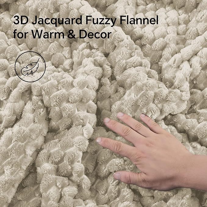 BEDELITE Fluffy King Size Comforter Set - Linen Fleece Soft Comforter for King Size Bed, Luxury Warm Bedding Set for Winter, Fuzzy Bed Set 3 Pieces (1 Comforter, 2 Pillowcases)