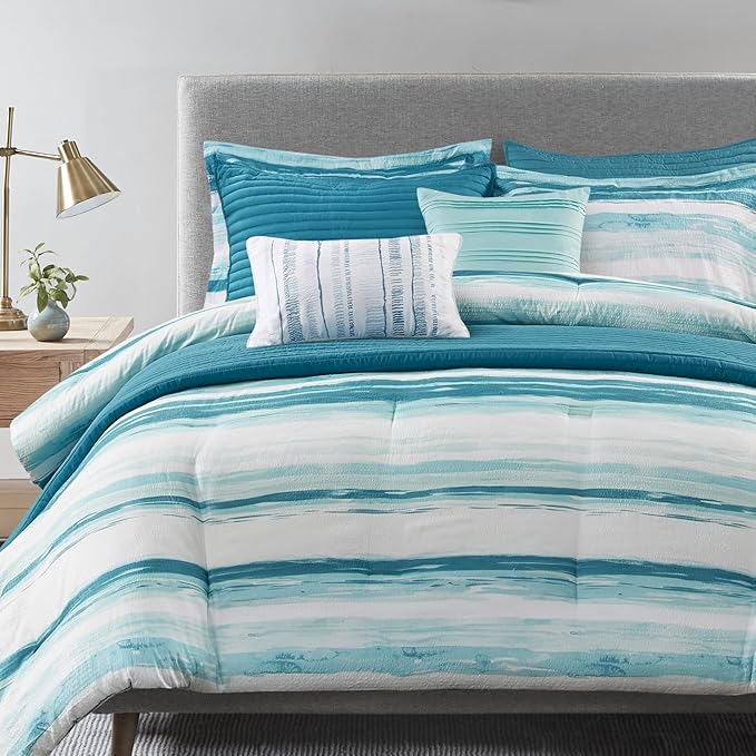 Madison Park Marina Comforter Quilt Combo Set - Modern Luxury Design, All Season Down Alternative Bedding, Matching Shams, Decorative Pillows, King/Cal King(104"x92"), Aqua 8 Piece