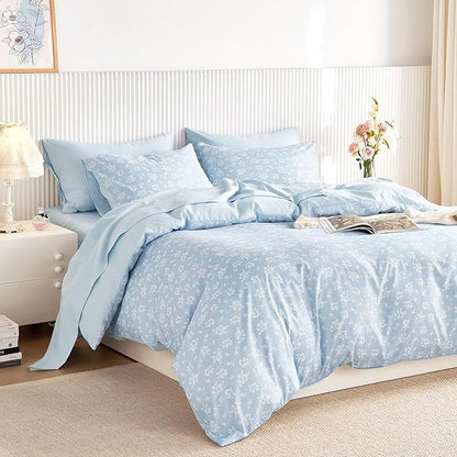 Wake In Cloud - Floral Comforter Set with Sheets, Coquette Cottagecore Aesthetic Flower Shabby Chic Pattern for Women Teen Girls, 5 Pieces Bed in a Bag, Light Blue, Twin Size