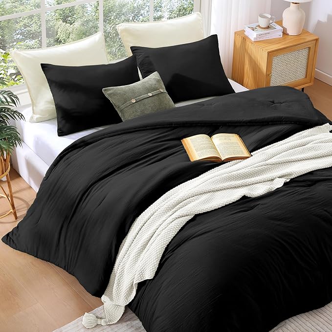 WRENSONGE King Size Comforter Set - 3 Pieces Prewashed Black Comforter Soft Lightweight for All Seasons,Fluffy Down Alternative Comforter King Size with 2 Pillow Shams