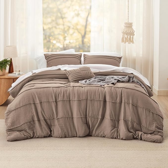 Bedsure Brown King Size Comforter Set - 4 Pieces Pinch Pleat Bed Set, Down Alternative Bedding Sets for All Season, 1 Comforter, 2 Pillowcases, 1 Decorative Pillow