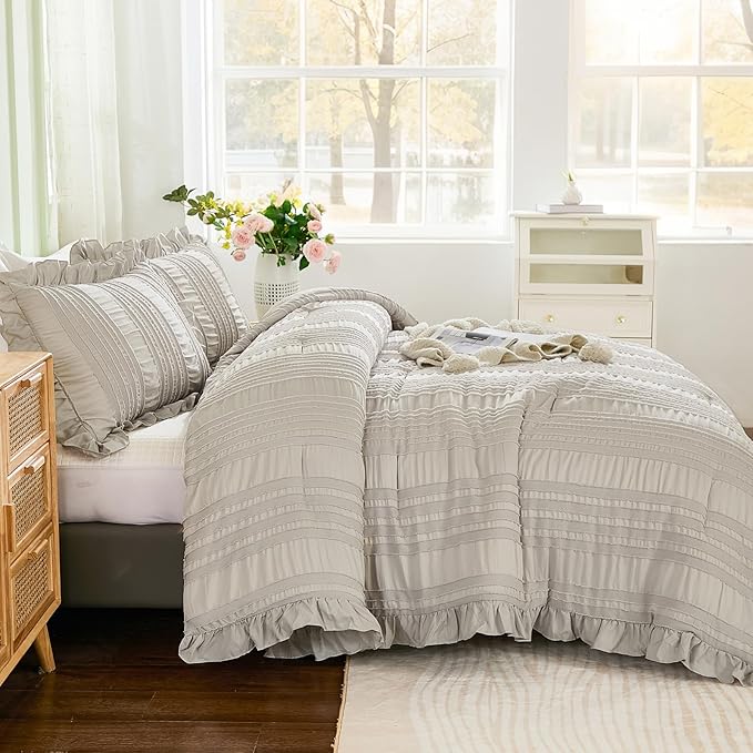 WONGS BEDDING Grey Textured Comforter Set King,3 Pieces Ruffle Farmhouse Shabby Chic Comforter for King Bed,Soft Seersucker Boho Bedding Set with 1 Ruffle Comforter,2 Tufted Pillowcases 104"×90"