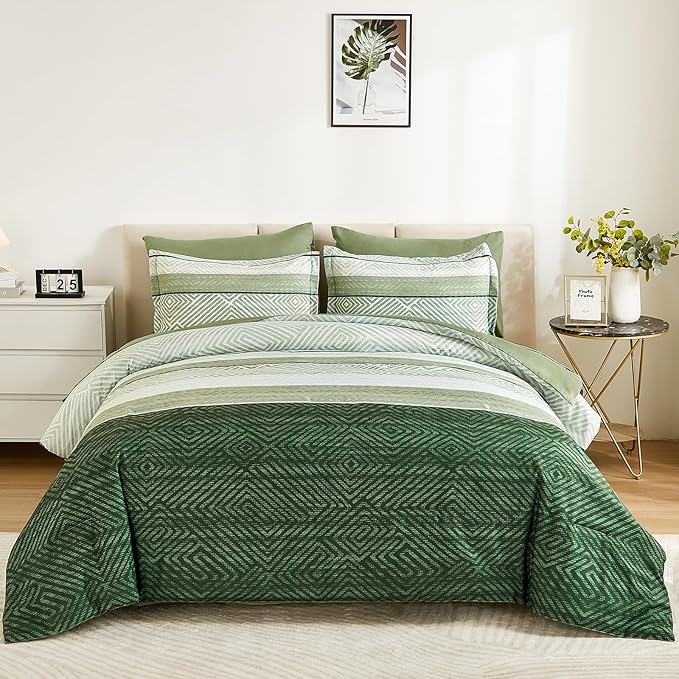 Drucon Christmas Olive Green Striped Comforter Set Queen Size 7 Pieces Reversible Bedding Set, Boho Bed in a Bag, Soft Microfiber Comforter and Sheet Set for All Season