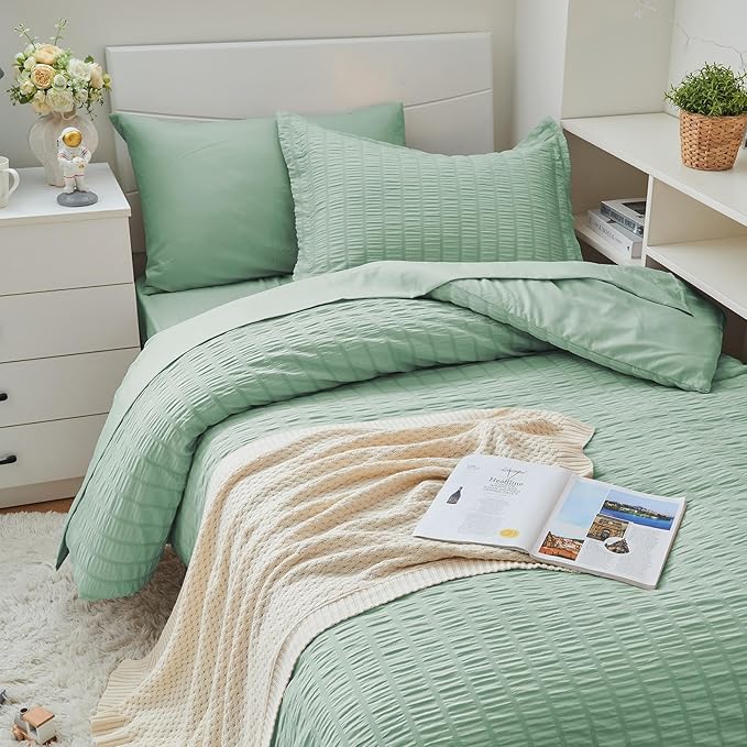 HYMOKEGE Sage Green Twin XL Comforter Set Seersucker 5 Pieces, All Season Luxury Bed in a Bag for Bedroom, Bedding Set with Comforter, Sheets, Pillowcase & Sham