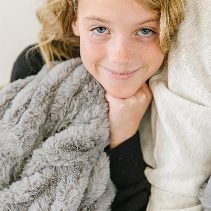Minky Designs Ash Gray Minky Blanket – Ultra Soft Faux Fur Throw Blanket for Couch, Bed & Home – Fluffy, Warm & Luxurious – Chic Collection (X-Large, 60x84)