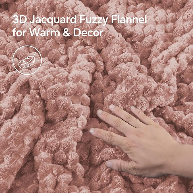 BEDELITE Fluffy King Size Comforter Set - Dusty Pink Fleece Soft Comforter for King Size Bed, Luxury Warm Bedding Set for Winter, Fuzzy Bed Set 3 Pieces (1 Comforter, 2 Pillowcases)