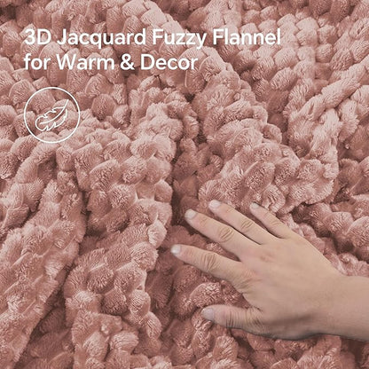 BEDELITE Fluffy Queen Comforter Set - Dusty Pink Fleece Soft Comforter for Queen Size Bed, Luxury Warm Bedding Set for Winter, Fuzzy Bed Set 3 Pieces (1 Comforter, 2 Pillowcases)