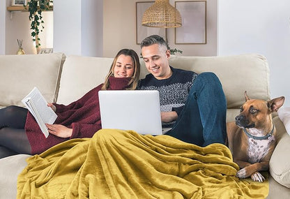 Utopia Bedding Fleece Blanket King Size Gold 300GSM Luxury Fuzzy Soft Anti-Static Microfiber Bed Blanket (90x102 Inch)