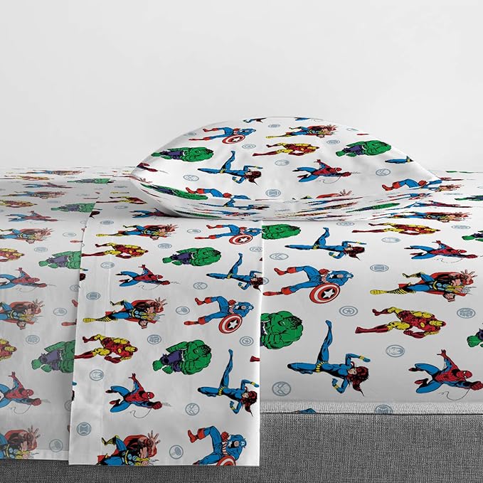 Jay Franco Marvel Avengers Fighting Team 4 Piece Twin Bed Set - Includes Reversible Comforter & Sheet Set Bedding - Super Soft Fade Resistant Microfiber (Official Marvel Product)