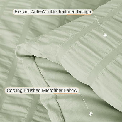 MUXHOMO 7 Pieces King Comforter Set, Seersucker Bed in a Bag King Size, All Season Luxury Bedding Set with Comforter, Flat Sheet, Fitted Sheet, Pillowcases & Shams, Light Green