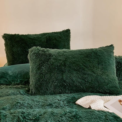 Andency Fluffy Emerald Green Comforter Set Full Size, 3 Pieces Winter Faux Fur Warm Soft Fuzzy Plush Bedding Comforter Set (1 Velvet Comforter & 2 Pillowcases), Thick Heavy Puffy Comfy Bedding Set