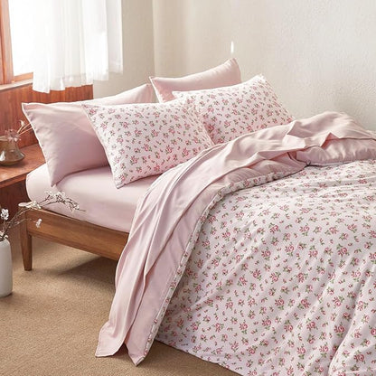 Wake In Cloud - Floral Comforter Set, Coquette Cottagecore Aesthetic Flower Shabby Chic Pattern for Women Teen Girls, Soft Lightweight Bedding, 3 Pieces, Pink, Queen Size