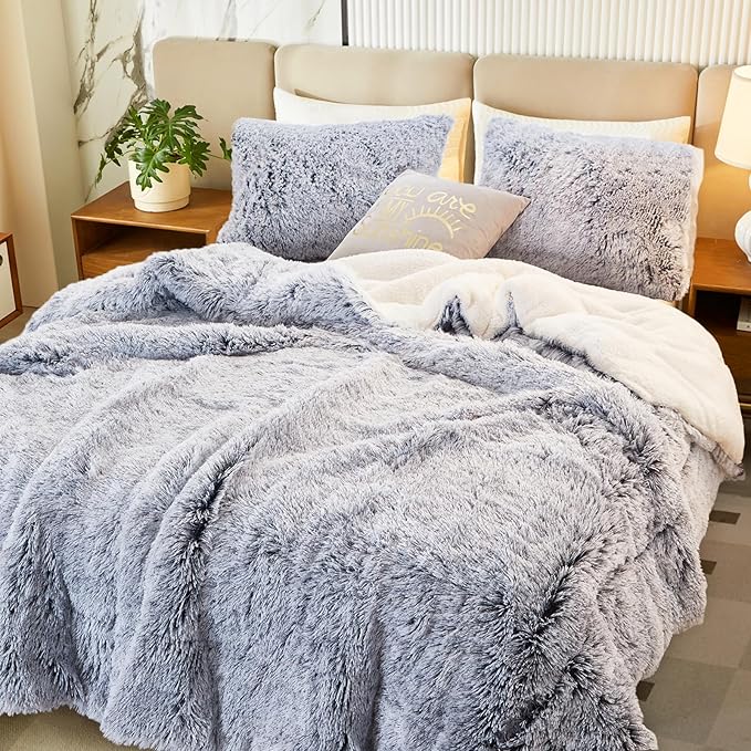 Flysheep Luxury Faux Fur Shaggy Fluffy Comforter Set Full/Queen Size Mixed Gray and White Long Hair, 3 Pieces Plush Flannel Sherpa Backing Reversible Soft Microfiber Bedding Set Super Warm for Winter