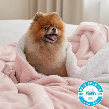 Bedsure GentleSoft Sherpa Fleece Blankets King Size for Bed - Thick and Warm Throw for Women and Girls, Soft Fuzzy Plush King Blanket for Winter, Room Home Decor, Non-Heated, Pink, 108x90 Inches
