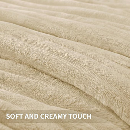 Andency Fleece Queen Comforter Set, 3 Pieces Beige Comforter Set for Queen Size Bed, Soft Warm Cream Fluffy Fuzzy Luxury Bedding Set for Winter (1 Comforter & 2 Pillowcases)