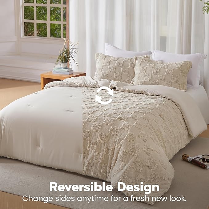 Joiedomi Tufted Full Size Comforter Set, 3 Pieces Beige Boho Full Bedding Set with 1 Plaid Geometric Comforter and 2 Pillow Shams, Checkered Bed in a Bag for All Seasons