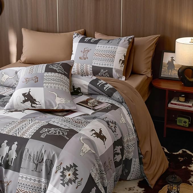 Wake In Cloud - Western Comforter Set, Southwestern Aztec Country Horse Cowboy Rustic Ranch Pattern Printed, Soft Lightweight Bedding, 3 Pieces, Gray Brown, Queen Size