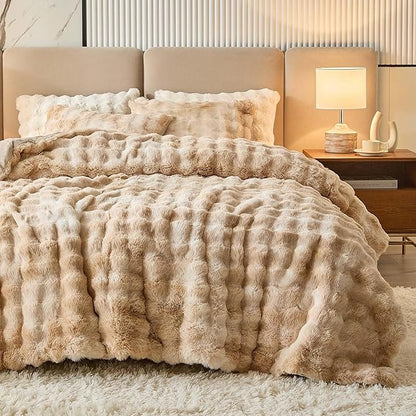 Queen Faux Rabbit Fur Comforter Set - 3 Pieces Fluffy Bedding Set Ultra Soft Warm Shaggy Winter Flannel Bed Set, Luxury Skin Friendly Sherpa Comforter Set & Pillow for Thanksgiving Tie Dye Coffee