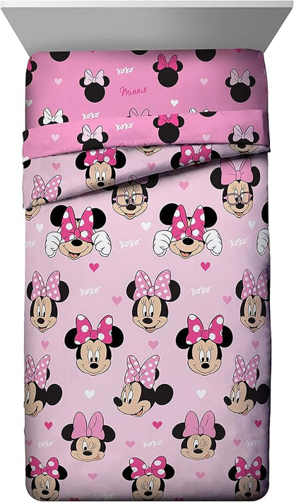 Jay Franco Disney Minnie Mouse Hearts N Love 5 Piece Full Size Bed Set - Includes Reversible Comforter & Sheet Set - Super Soft Fade Resistant Microfiber - (Official Disney Product)