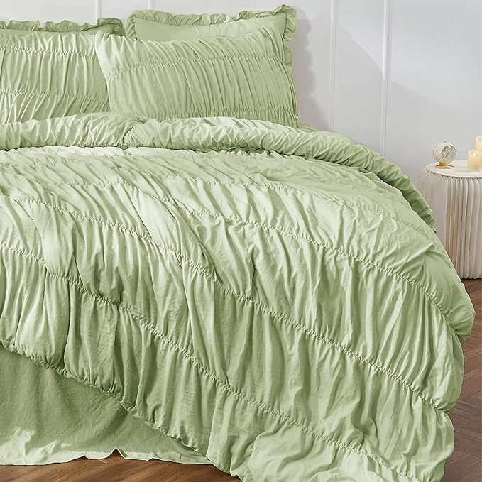 Bonlino Queen Comforter Set Green Bedding - Ruched Comforter Queen Size Bed Set Boho Shabby Chic Bedding for Bedroom Comforter Fluffy 3 Piece Ruffle Comforter Set Sage Green